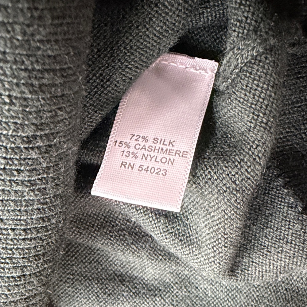 Banana Republic Silk and Cashmere Forest Green V-Neck Sweater - Picture 3 of 5